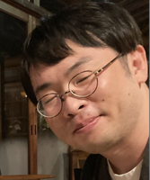 小室 優作